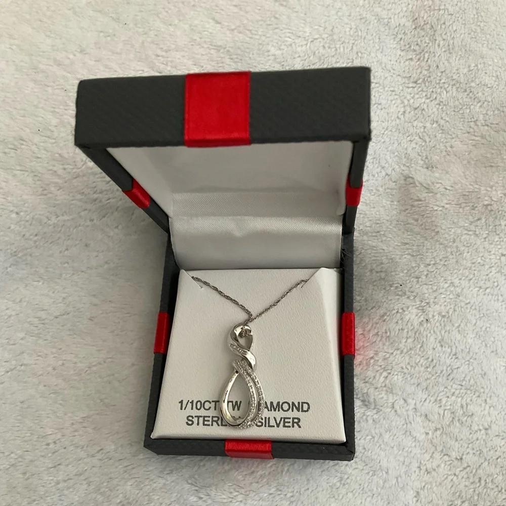 NWT 1/10CT TW DIAMOND STERLING  SILVER - Picture 4 of 10